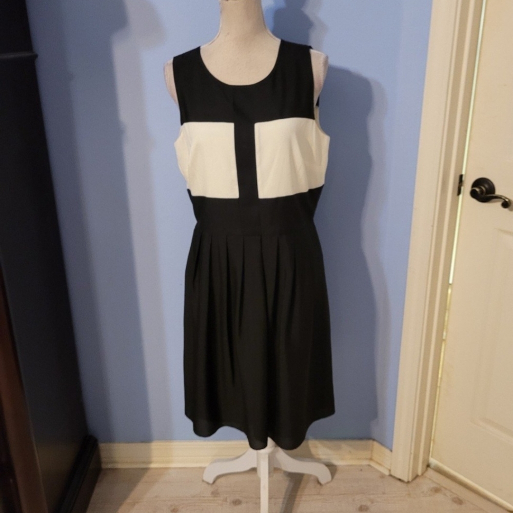 J. Taylor Size 12 Womens Dress